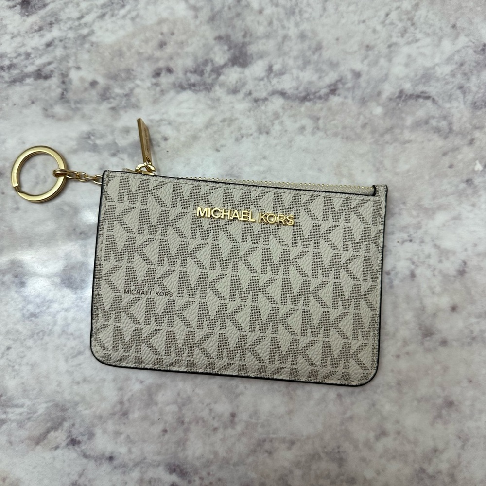 Michael Kors Jet Set Keychain Coin Wallet in Vanilla